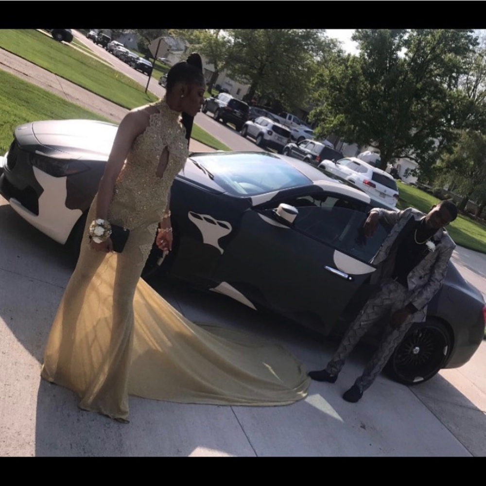 Prom Dress - Picture 5 of 7